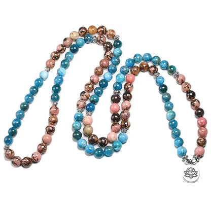 Mala 108 perles Apatite Rhodonite Fleur de Lotus deroulé vue de dessus kaosix